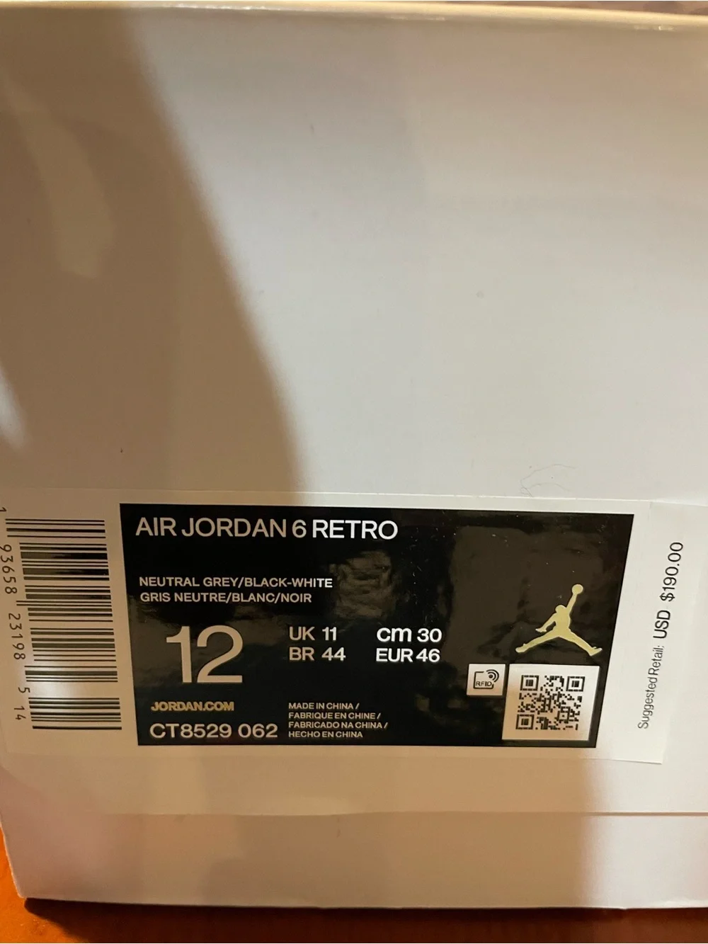 Jordan Air Jordan 6 Retro Neutral Grey / Black / White
